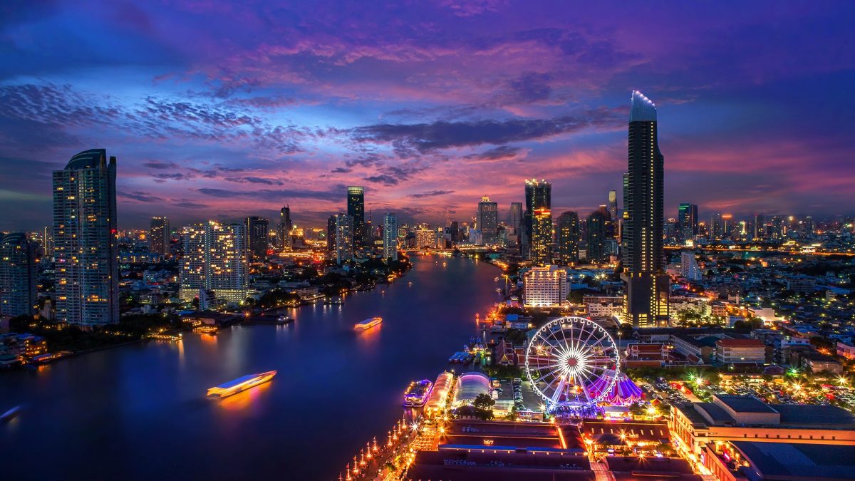 Wisata Malam di Asiatique The Riverfront Bangkok 2025